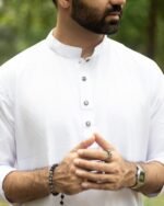 সাদা কালার প্রিমিয়াম মাইক্রোস্টিজ সলিড পাঞ্জাবি - Image 2
